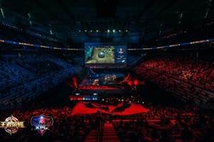 太慢了，热身！ Moseyuh 的攻击三杀短暂，GL击败 TyLoo 拿下地图1