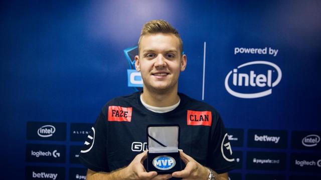 s1mple吐槽Valve对CS新版本的消极怠工态度