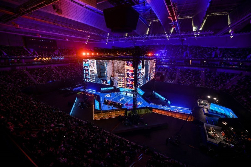 JDG官博官宣：与路虎达成战略合作！